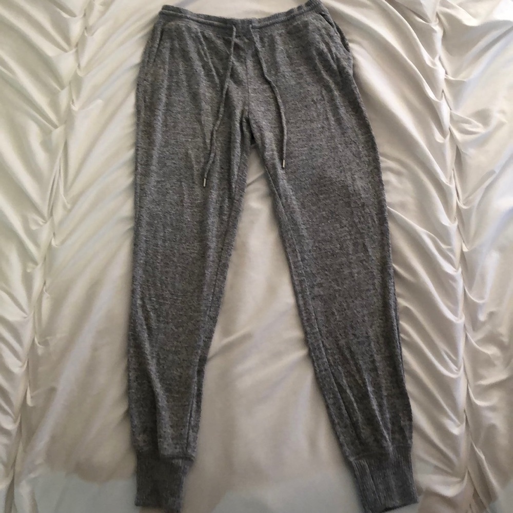 Gap size XS sweatpants  Accepting offers